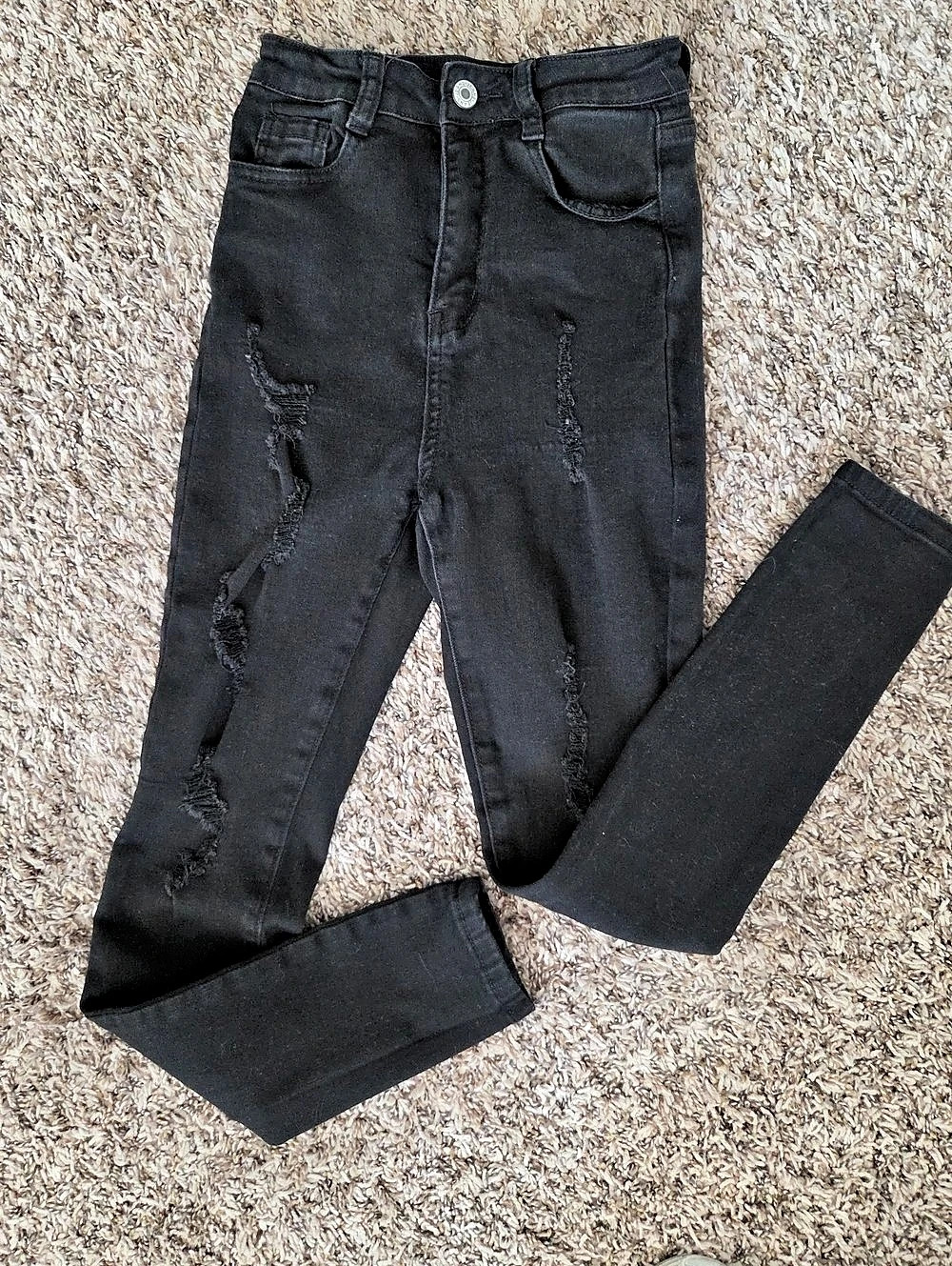 NVGTN Women's Distressed Skinny Jeans in Black